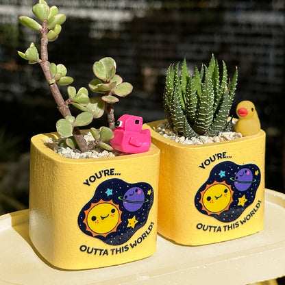 YELLOW – “Joy & Sunshine Planter”