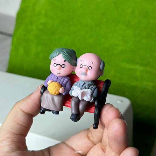 Old Couple (Grand Parents) - A Promise to Grow Old Togather